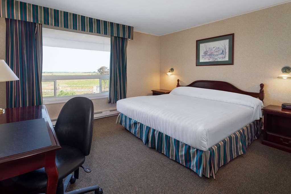 Travelodge By Wyndham Amherst Room photo